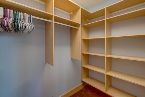 listing image 126