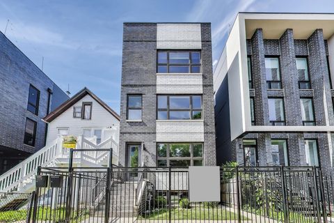 Photo of 3026 W Lyndale Street #2, Chicago, IL 60647 (MLS # 12464002)