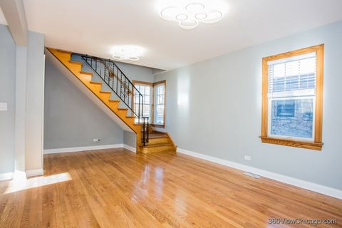 A home in Evergreen Park