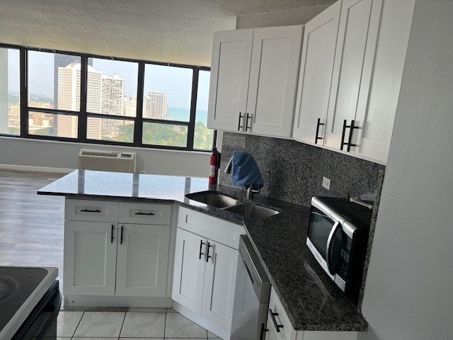 5100 N Marine Drive 24M
