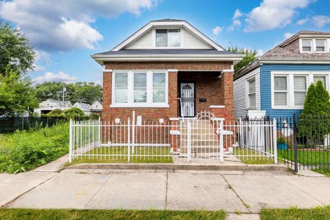 Photo of 6438 S Hoyne Avenue, Chicago, IL 60636 (MLS # 12736605)