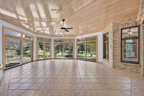 Tiny photo for 1646 Valley View Road, Belvidere, IL 61008 (MLS # 12746925)