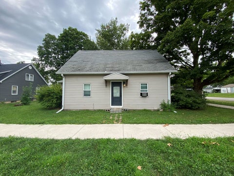 Photo of 301 S Hanover Street, Metamora, IL 61548 (MLS # 12747829)