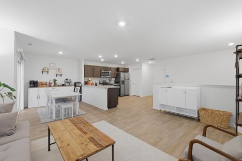 Tiny photo for 3837 Currant Lane, Elgin, IL 60124 (MLS # 12611505)