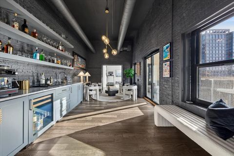 Tiny photo for 1000 W Washington Boulevard #406, Chicago, IL 60607 (MLS # 12593219)