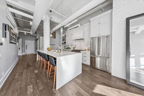 Tiny photo for 1000 W Washington Boulevard #406, Chicago, IL 60607 (MLS # 12593219)