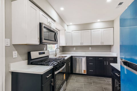 Tiny photo for 615 W 16TH Place, Chicago Heights, IL 60411 (MLS # 12765737)