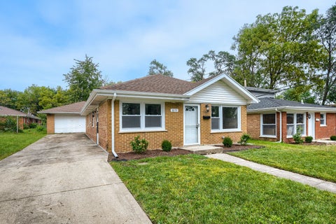 Photo of 615 W 16TH Place, Chicago Heights, IL 60411 (MLS # 12765737)