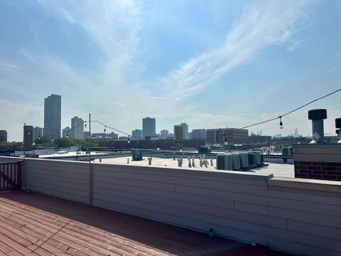Tiny photo for 4133 N Kenmore Avenue N #2S, Chicago, IL 60613 (MLS # 12489179)