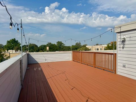 Tiny photo for 4133 N Kenmore Avenue N #2S, Chicago, IL 60613 (MLS # 12489179)