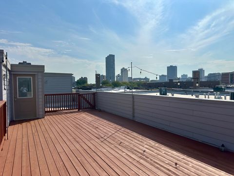 Tiny photo for 4133 N Kenmore Avenue N #2S, Chicago, IL 60613 (MLS # 12489179)