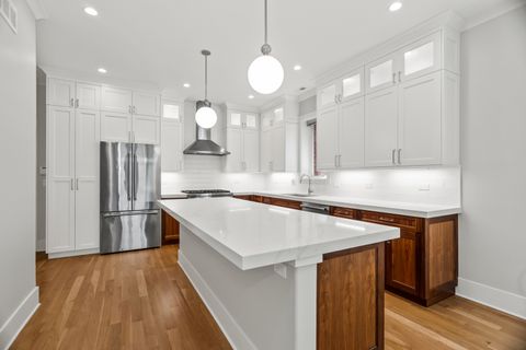 Tiny photo for 4133 N Kenmore Avenue N #2S, Chicago, IL 60613 (MLS # 12489179)