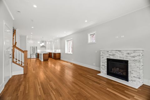 Tiny photo for 4133 N Kenmore Avenue N #2S, Chicago, IL 60613 (MLS # 12489179)