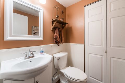 Tiny photo for 716 E Wilson Avenue, Lombard, IL 60148 (MLS # 12506025)