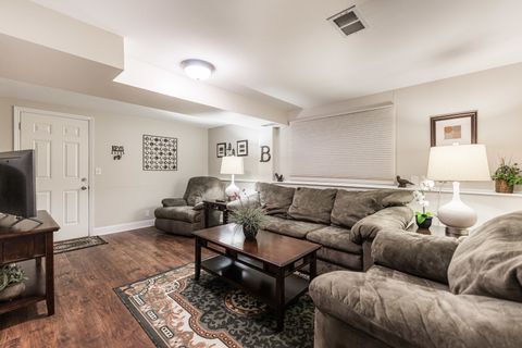 Tiny photo for 716 E Wilson Avenue, Lombard, IL 60148 (MLS # 12506025)