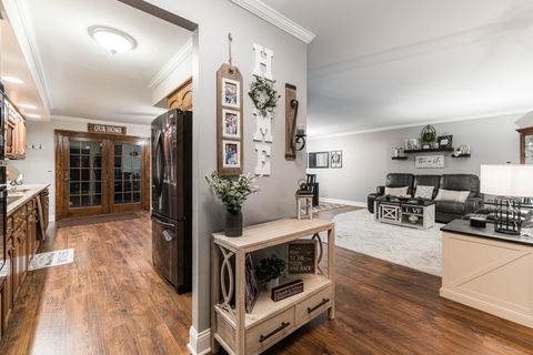 Tiny photo for 716 E Wilson Avenue, Lombard, IL 60148 (MLS # 12506025)