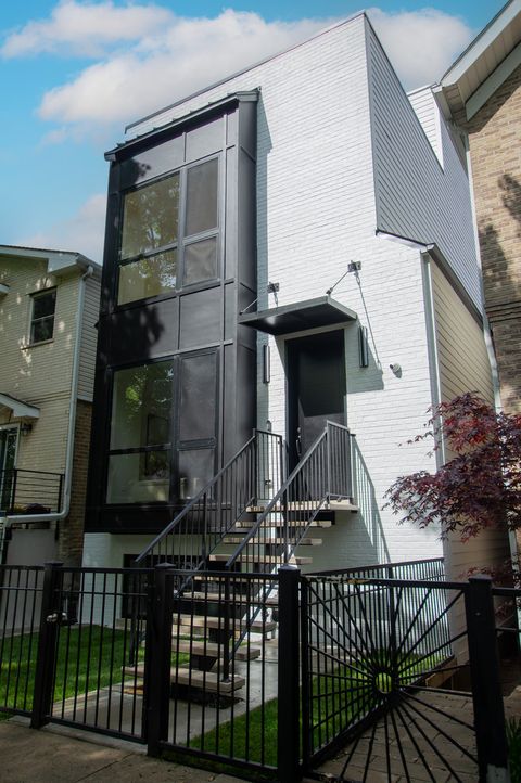 Photo of 2156 N CLAREMONT Street, Chicago, IL 60647 (MLS # 12638518)