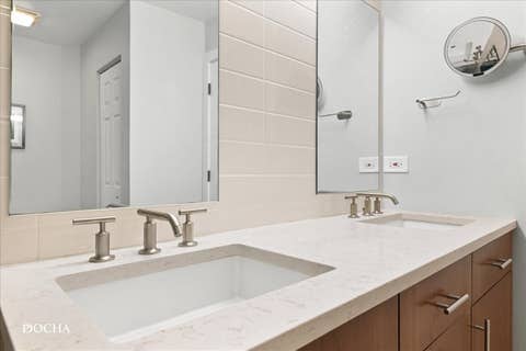 Tiny photo for 708 Citadel Drive, Westmont, IL 60559 (MLS # 12710635)