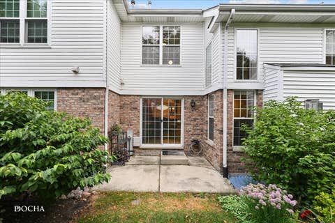 Tiny photo for 708 Citadel Drive, Westmont, IL 60559 (MLS # 12710635)