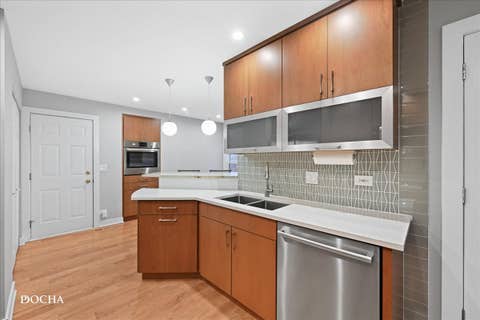 Tiny photo for 708 Citadel Drive, Westmont, IL 60559 (MLS # 12710635)
