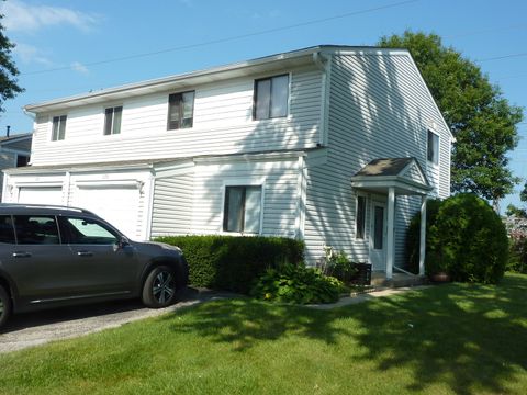 275 London Place 275 Wheeling IL 60090