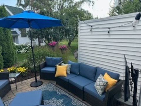 Tiny photo for 110 Lauralton Street, Lake Bluff, IL 60044 (MLS # 12554541)