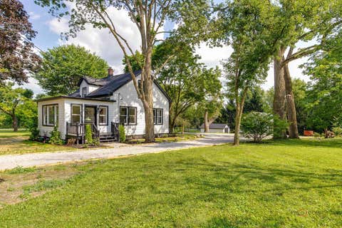 Tiny photo for 22291 W Long Grove Road, Deer Park, IL 60010 (MLS # 12726428)