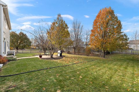 Tiny photo for 11561 Beacon Avenue, Huntley, IL 60142 (MLS # 12543065)