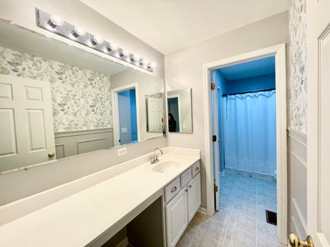 Tiny photo for 11561 Beacon Avenue, Huntley, IL 60142 (MLS # 12543065)