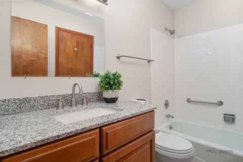 Tiny photo for 528 Ames Street, Libertyville, IL 60048 (MLS # 12688335)