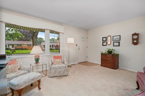 Tiny photo for 528 Ames Street, Libertyville, IL 60048 (MLS # 12688335)