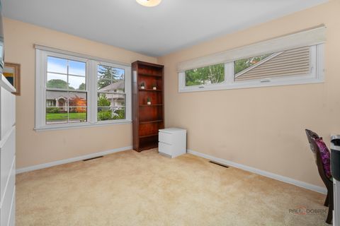 Tiny photo for 528 Ames Street, Libertyville, IL 60048 (MLS # 12688335)
