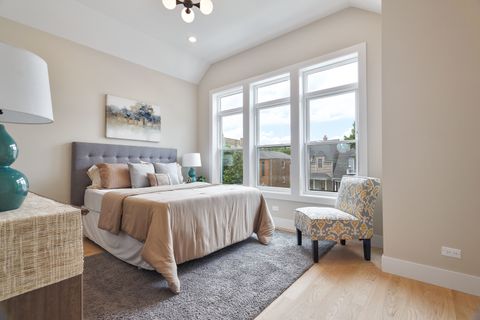 Tiny photo for 1719 W Foster Avenue, Chicago, IL 60640 (MLS # 12510840)