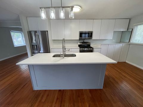 Tiny photo for Hoffman Estates, IL 60169 (MLS # 12490710)