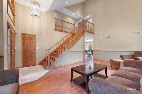 Tiny photo for 327 Miner Street, Bensenville, IL 60106 (MLS # 12701830)