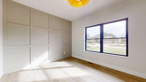 Tiny photo for 5006 Chestnut Grove Drive, Champaign, IL 61822 (MLS # 12513674)