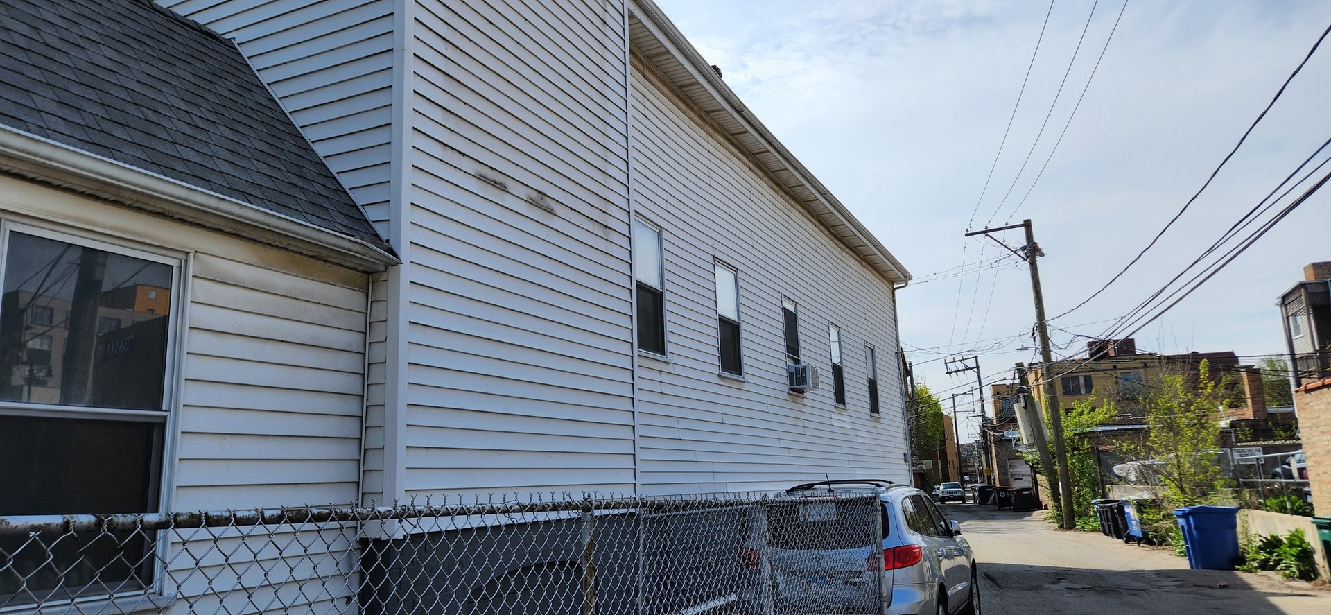 1527 W Edgewater Avenue