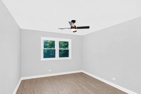 Tiny photo for 801 Waltz Court, Prospect Heights, IL 60070 (MLS # 12706409)