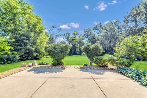 Tiny photo for 801 Waltz Court, Prospect Heights, IL 60070 (MLS # 12706409)