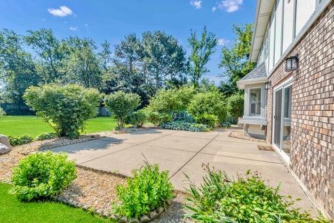 Tiny photo for 801 Waltz Court, Prospect Heights, IL 60070 (MLS # 12706409)