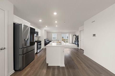 Tiny photo for 1561 Sequoia Way, Pingree Grove, IL 60140 (MLS # 12557955)