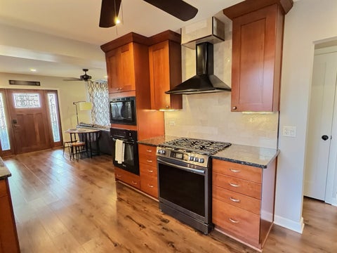 Tiny photo for 10711 S Artesian Avenue, Chicago, IL 60655 (MLS # 12685659)