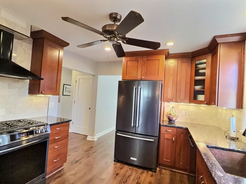 Tiny photo for 10711 S Artesian Avenue, Chicago, IL 60655 (MLS # 12685659)
