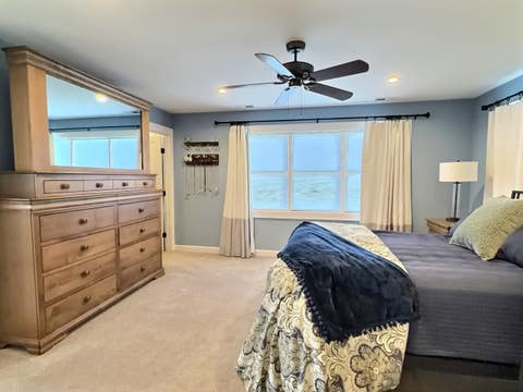 Tiny photo for 10711 S Artesian Avenue, Chicago, IL 60655 (MLS # 12685659)