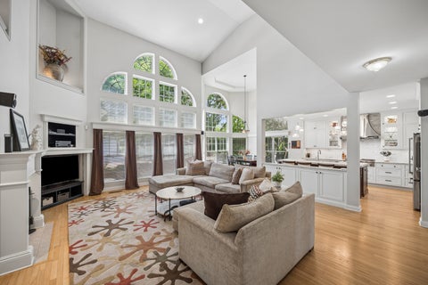 Tiny photo for 1534 Constitution Drive, Glenview, IL 60026 (MLS # 12683348)