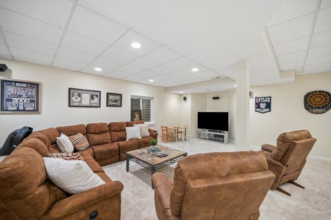 Tiny photo for 1534 Constitution Drive, Glenview, IL 60026 (MLS # 12683348)