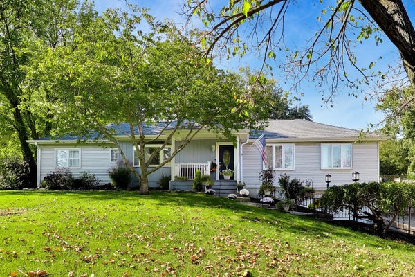 2N252 DIANE AVE, GLEN ELLYN, IL 60137 - Image eaed0802556e16c7e7f2d4d8bb3265a7/2556239084