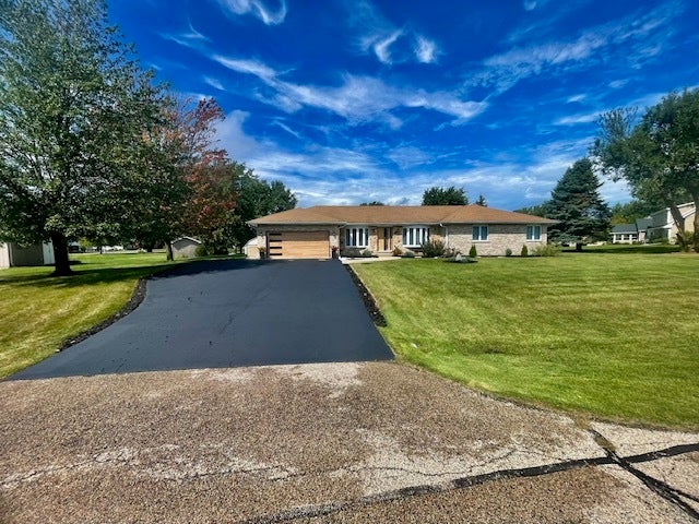 13N568 Gunpowder Lane