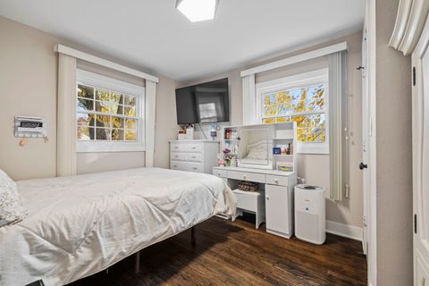 Tiny photo for 8602 S Oak Park Avenue, Burbank, IL 60459 (MLS # 12533120)