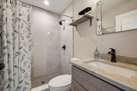 Tiny photo for 8602 S Oak Park Avenue, Burbank, IL 60459 (MLS # 12533120)